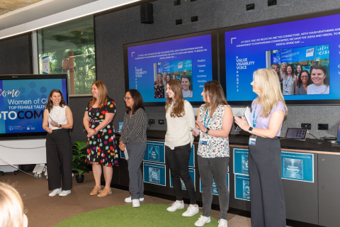 QUT-WomenofCisco-324